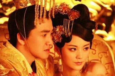 ​太阿倒持是什么（倒持太阿,授人以柄!）