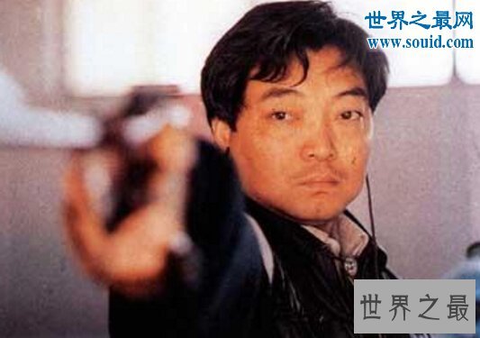 1984年许海峰勇夺中国第一枚金牌，竟是“走后门”开始运动生涯的