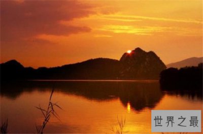 ​中国十大巨型睡佛，乐山大佛毫无人工制作痕迹