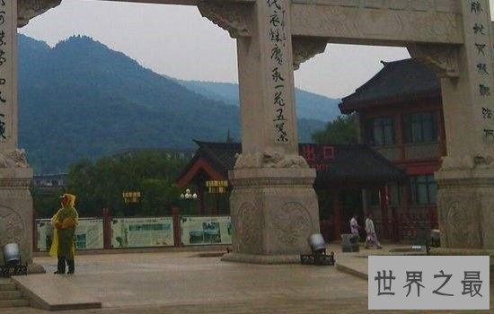 国内外十大坑爹景点排行榜，看来旅游也需要三思