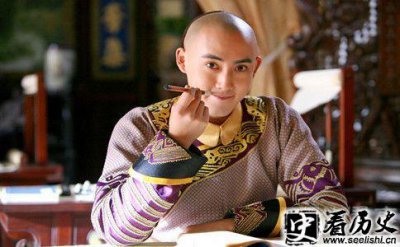 ​新还珠格格永琪吃醋为什么 新还珠格格永琪登基