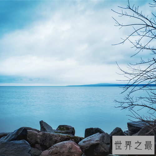 世界十大灵秀水景排行榜，风景如画的碧海蓝湖排倒数