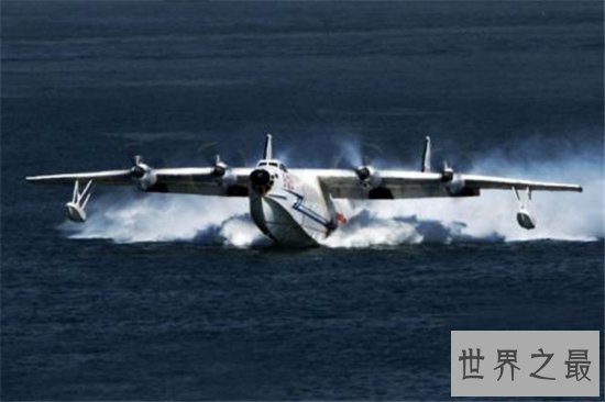 中国最先进的轰炸机，一起来感受中国军事事业的强大！