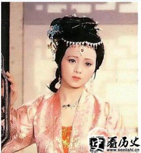 ​秦可卿的葬礼：为什么秦可卿的葬礼那么隆重