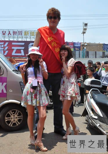 亚洲第一巨人张欢,身高2.38米(亚洲排名老五)