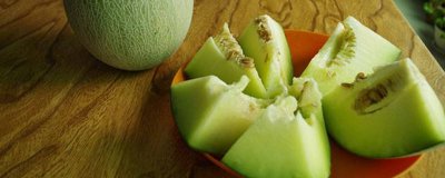 ​玫珑蜜瓜和哈密瓜 玫珑哈密瓜吃起来软的