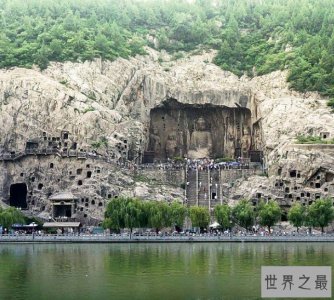 ​中国最大的石窟,现存石像有10万余座