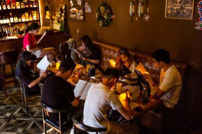 ​狂飙 戏剧 《狂飙》话剧剧本