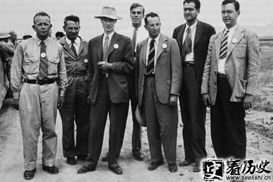 美国原子弹曼哈顿计划，54万人参与耗资25亿美元