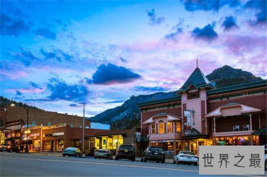 全球风景如画的十大山区小镇，人烟稀少美到爆炸！