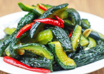 ​腌黄瓜的做法及配方窍门 腌黄瓜的做法及配方视频