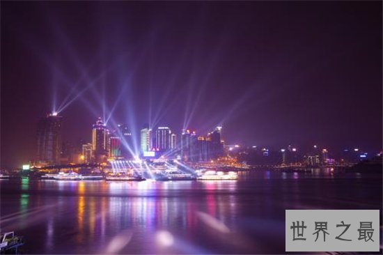 中国十大最适合穷游的地方,盘点那些花钱少看美景的城市!