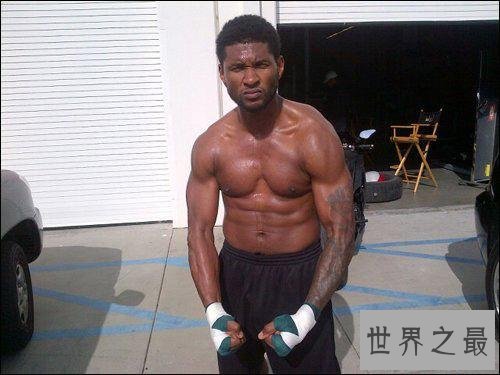 世界十大热门黑人歌手，他曾火透半边天。