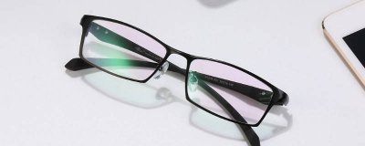 ​戴眼镜眼睛疼是怎么回事