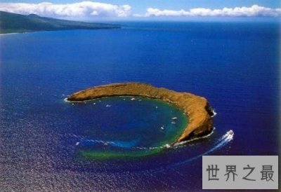 ​世界十大海底火山，布兰斯菲尔德火山被雪山覆盖还能喷发。
