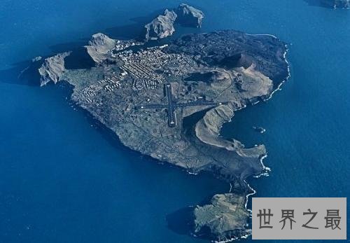 世界十大海底火山，布兰斯菲尔德火山被雪山覆盖还能喷发。