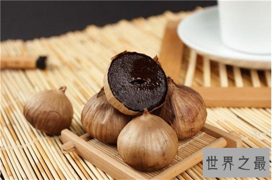 十大最恐怖零食，你敢吃发酵过的鲨鱼肉吗？