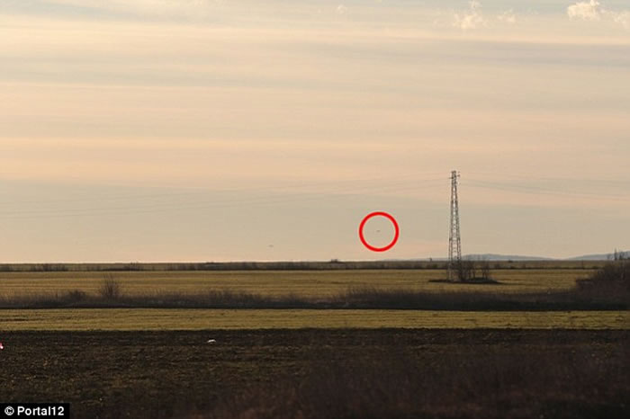 保加利亚东南部的新扎戈拉平原不明飞行物被军机跟踪