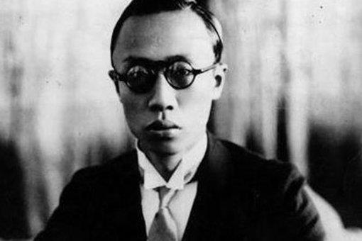 婉容身为皇后,为什么会喜欢上身边的侍卫?