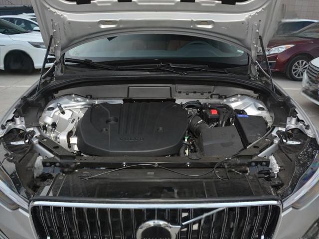 沃尔沃XC602022款5座落地价最低多少钱?沃尔沃XC60购车价-