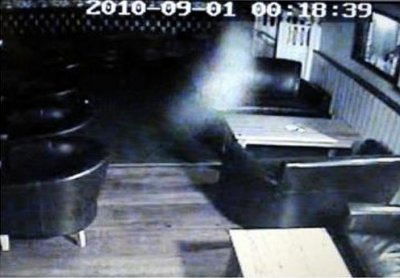 ​天下十大灵异变乱 殡仪馆改革的酒吧！