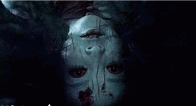 ​灵异事件之国外以女子拍摄到恐怖小女孩