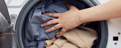 ​沥青弄衣服上怎么洗掉