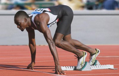 ​站立式起跑的动作要领