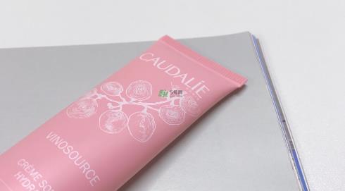 油痘肌适合什么护肤品 油痘肌的皮肤护理方法