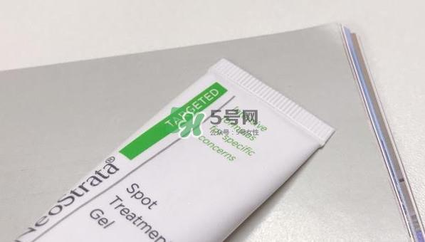 油痘肌适合什么护肤品 油痘肌的皮肤护理方法