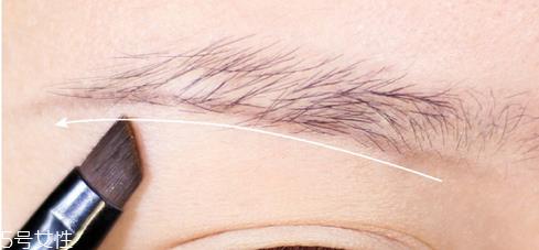 不同脸型的修饰方法 根据脸型选择合适的妆容