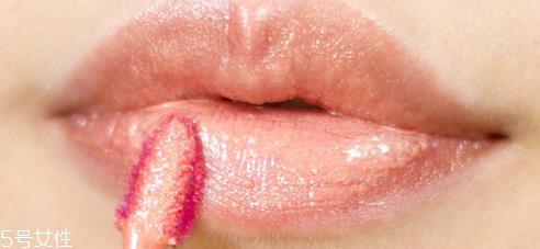 不同脸型的修饰方法 根据脸型选择合适的妆容