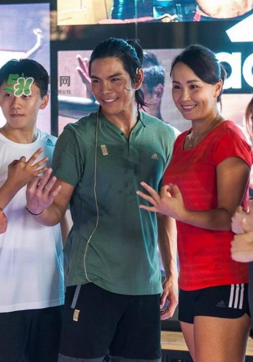 adidas阿迪达斯运动体验迷你品牌中心是干什么的？