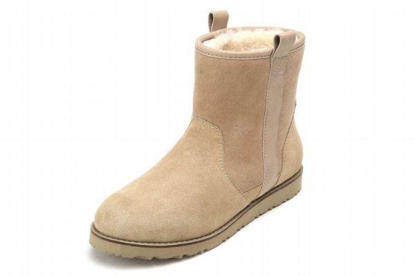 雪地靴上的油渍怎么去除 雪地靴油渍清理妙招