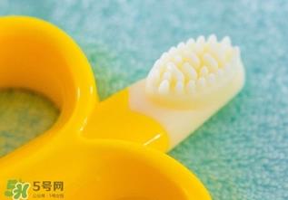 mathos loreley硅胶香蕉型黄色牙胶怎么样_好用吗 mathos loreley硅胶香蕉型黄色牙胶怎么样_好用吗