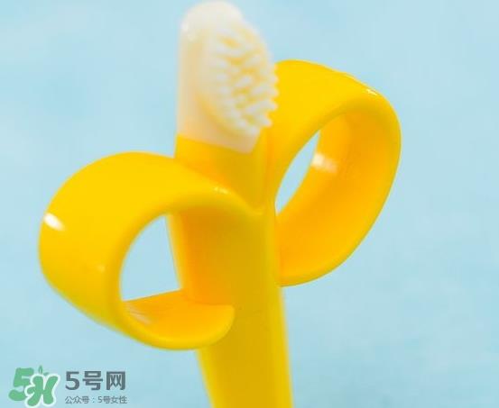 mathos loreley硅胶香蕉型黄色牙胶怎么样_好用吗 mathos loreley硅胶香蕉型黄色牙胶怎么样_好用吗