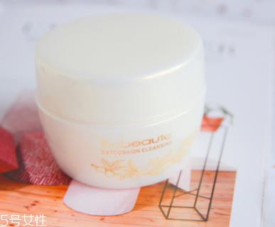 卸妆膏适合油性皮肤吗 挑对了不长粉刺