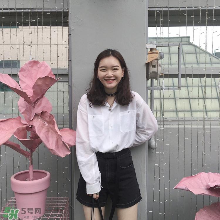 微胖女生穿衣搭配 如何穿得又美又显瘦