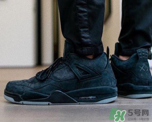 kaws与air jordan 4黑色版本亲友限定款什么时候发售? kaws与air jordan 4黑色版本亲友限定款什么时候发售?