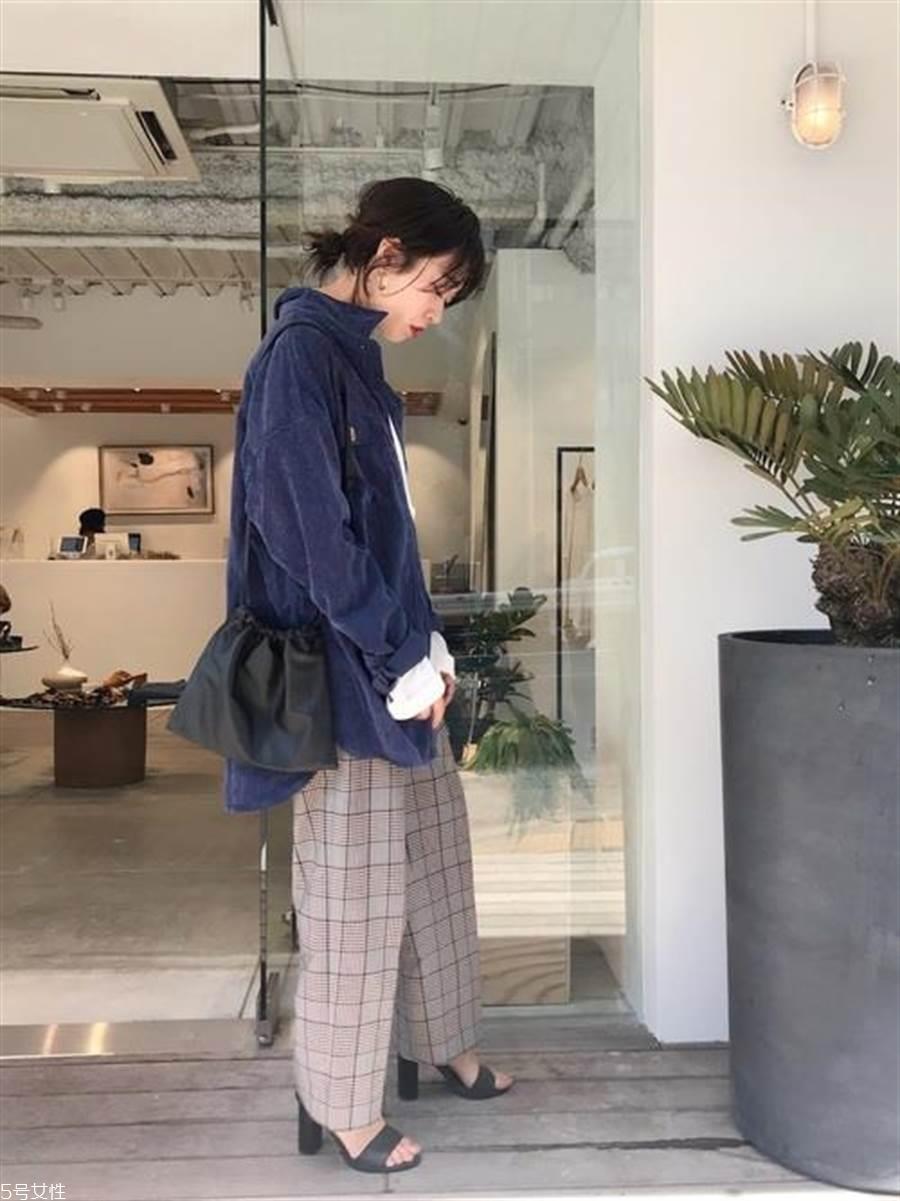 灯芯绒衣服怎么搭配图片 7种单品打造秋冬最潮穿搭