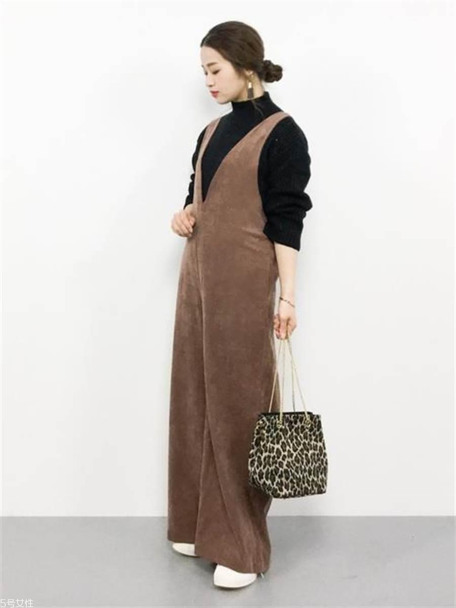 灯芯绒衣服怎么搭配图片 7种单品打造秋冬最潮穿搭