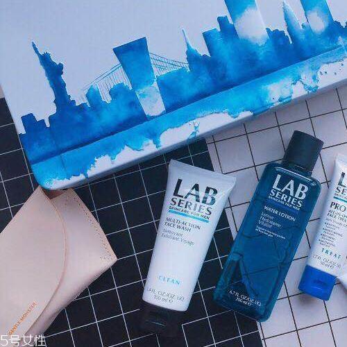 男士脱皮用什么护肤品 男士皮肤这样呵护