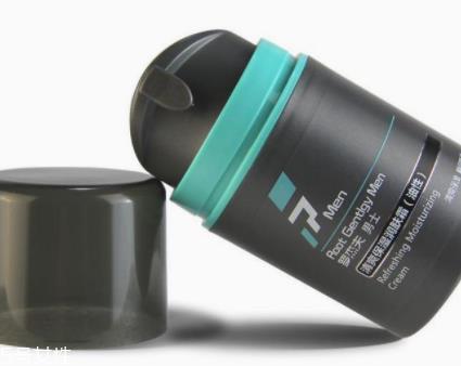 男士脱皮用什么护肤品 男士皮肤这样呵护