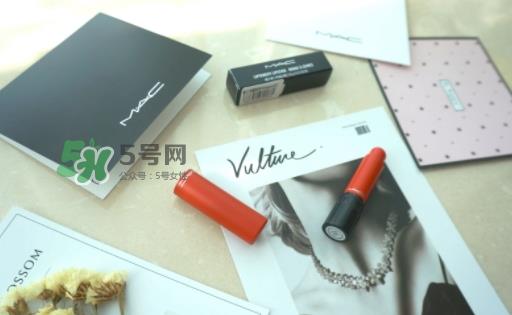 mac魅可立体凝彩唇膏怎么用？魅可立体凝彩唇膏真假辨别