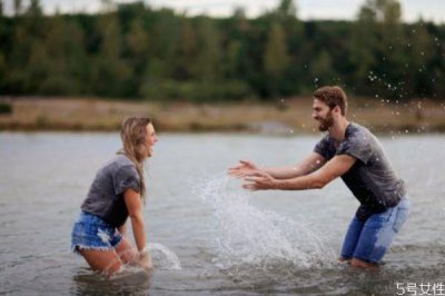 ​女生追男生的方法 女生追男生套路