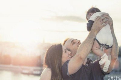 ​贤惠妻子的表现 贤惠妻子的基本标准