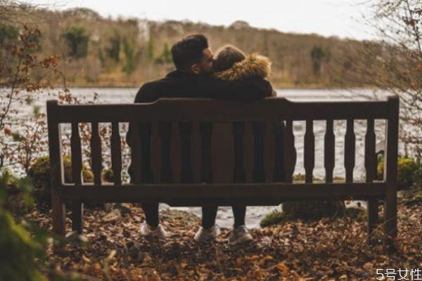 前妻还接电话意味着什么 挽回前妻的方法与忌讳 前妻还接电话意味着什么 挽回前妻的方法与忌讳