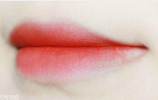 mac dozen carnation是什么颜色 mac口红dozen carnation mac dozen carnation是什么颜色 mac口红dozen carnation