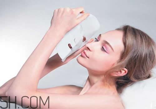 面膜可以用温水泡吗 面膜用温水泡多长时间 面膜可以用温水泡吗 面膜用温水泡多长时间