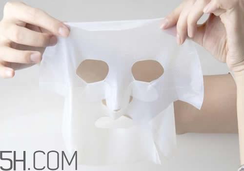 面膜可以用温水泡吗 面膜用温水泡多长时间 面膜可以用温水泡吗 面膜用温水泡多长时间